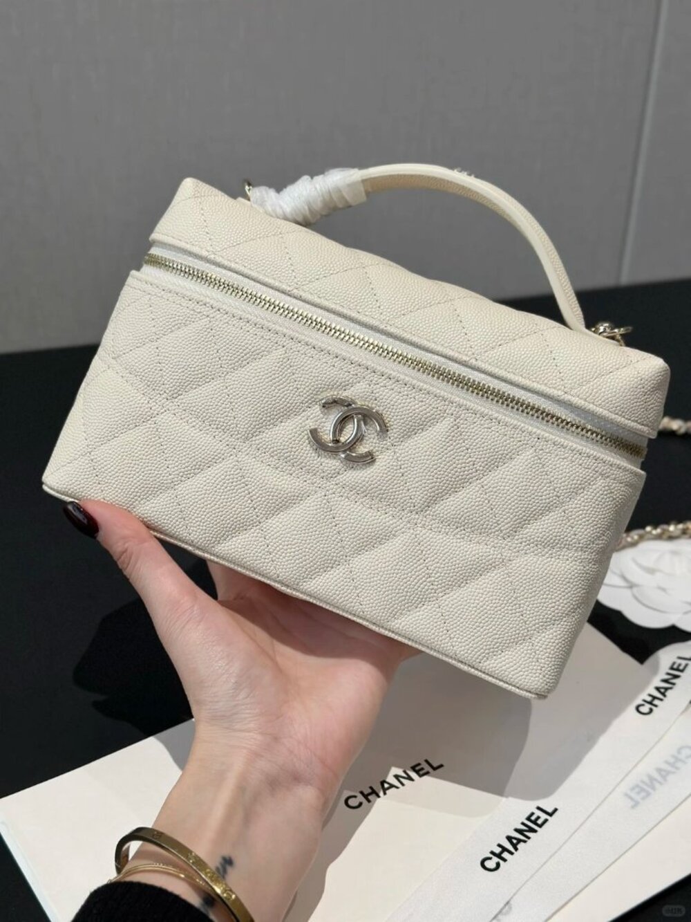Classic CHANEL Bags: A Stylish and Versatile Choice for Elegance